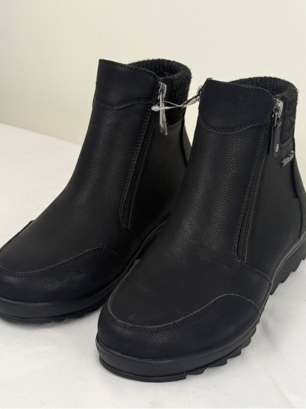 Thinsulate Black Winter Ankle Boots Women’s Size 6 Waterproof
